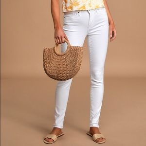 Levi size 25/26 skinny 40197 jeans